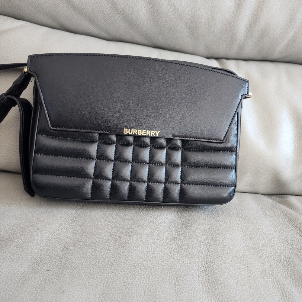 Catherine  Burberry Black Quilted Leather Bag with Gold Details - Picture 2 of 6